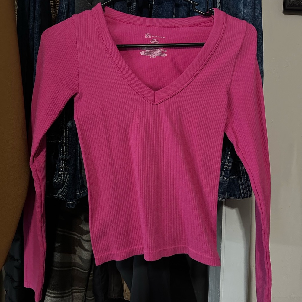 No Boundaries Fuchsia V-Neck Ribbed Long Sleeve Top
